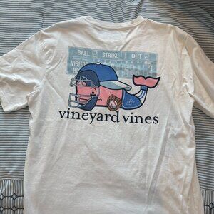 Vineyard Vines short sleeve baseball t-shirt, size small